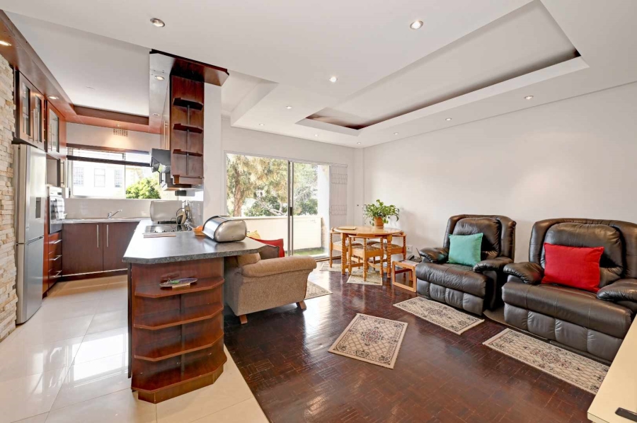 To Let 2 Bedroom Property for Rent in Sea Point Western Cape